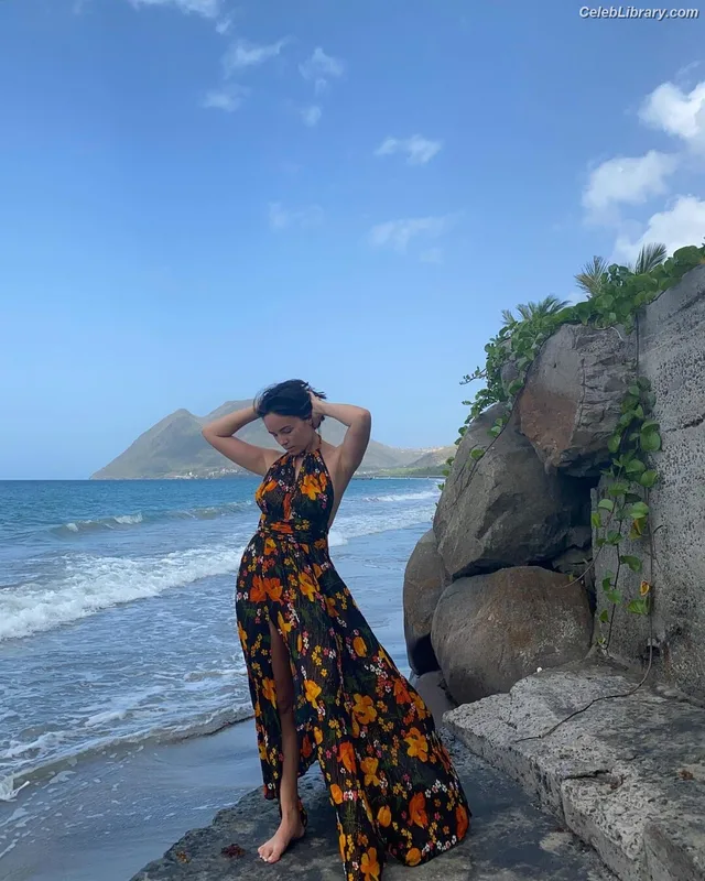 Agathe Auproux photo 9 of 458