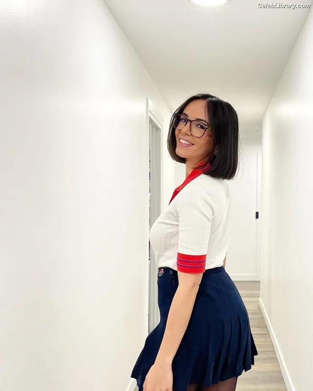 Agathe Auproux photo 4 of 458