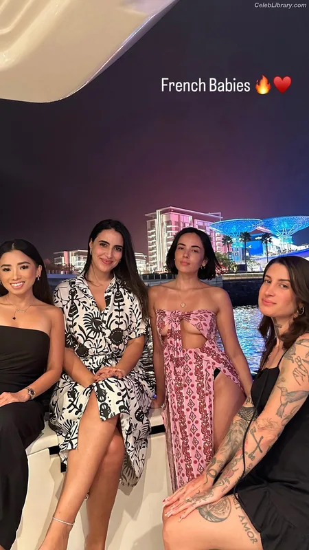 Agathe Auproux photo 16 of 458