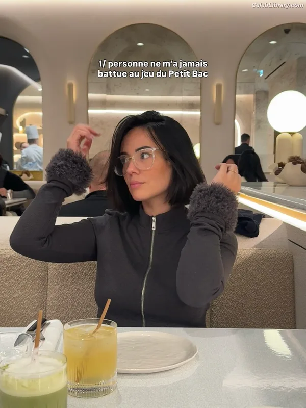 Agathe Auproux photo 16 of 458