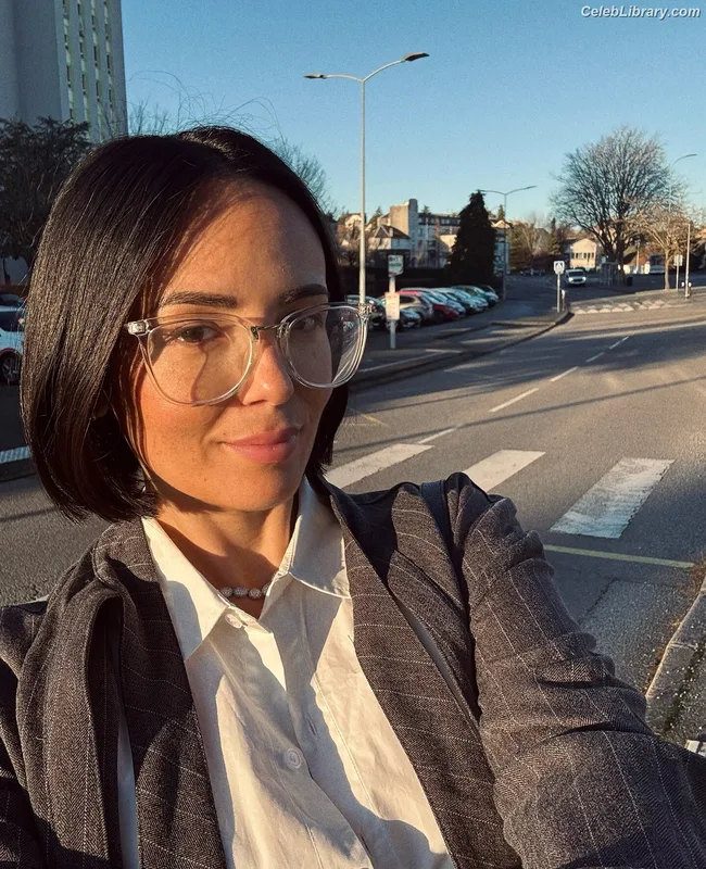 Agathe Auproux photo 17 of 458