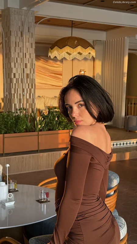 Agathe Auproux photo 1 of 458