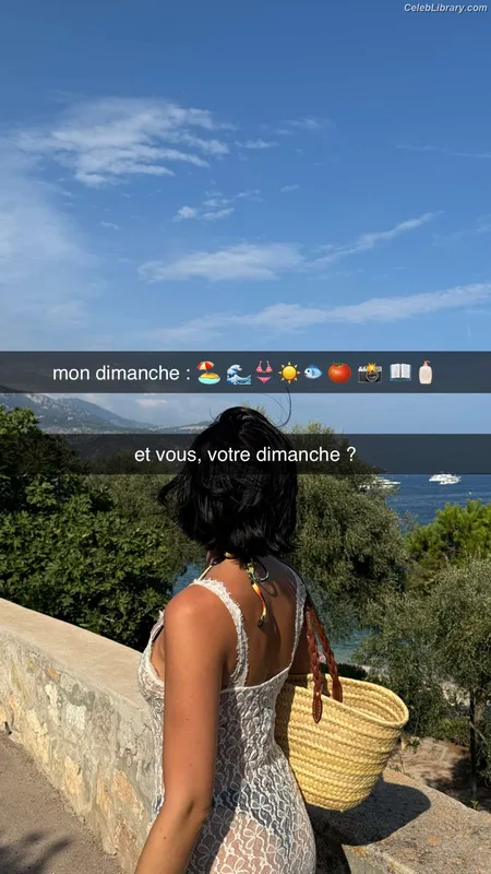 Agathe Auproux photo 15 of 458