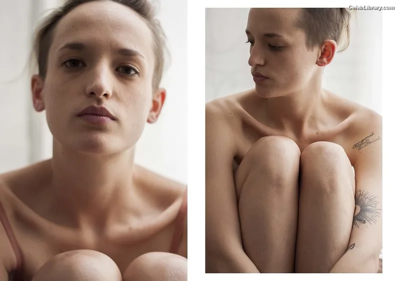Agathe Rousselle photo 12 of 42