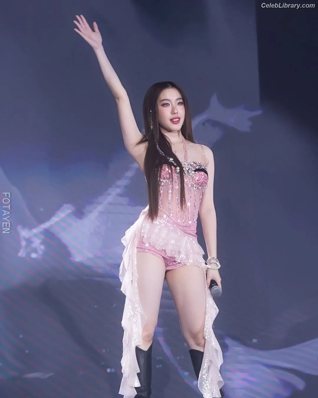 Aheye (อ๊ะอาย) photo 3 of 22