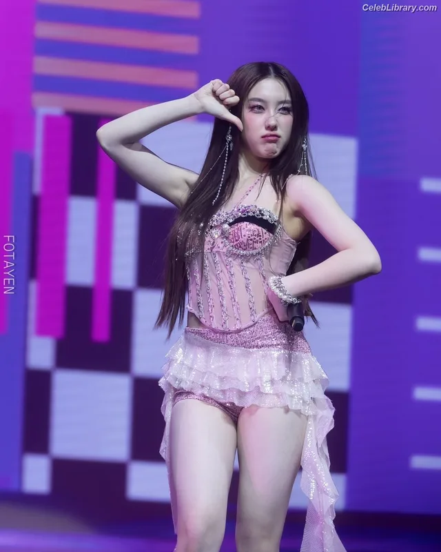 Aheye (อ๊ะอาย) photo 2 of 23