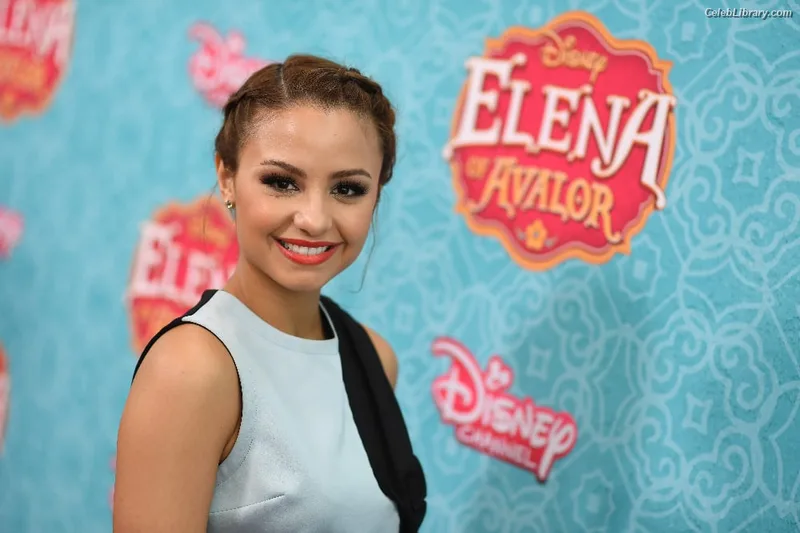 Aimee Carrero photo 8 of 350