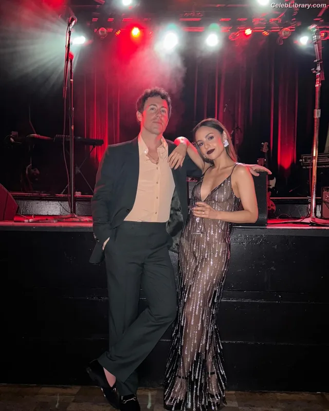 Aimee Carrero photo 5 of 350