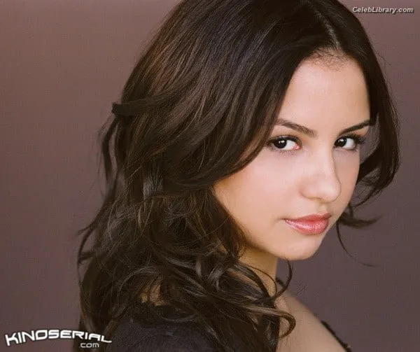 Aimee Carrero photo 21 of 350