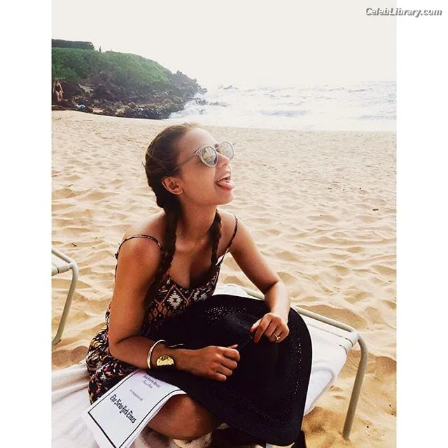 Aimee Carrero photo 6 of 350