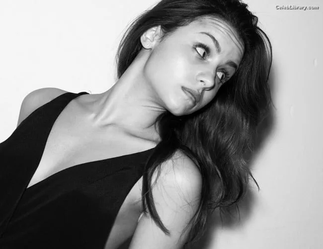 Aimee Carrero photo 8 of 350