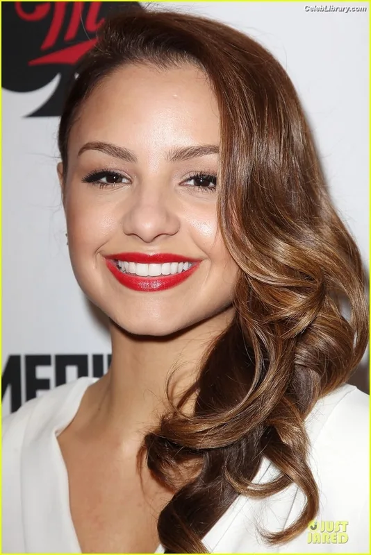 Aimee Carrero photo 7 of 350