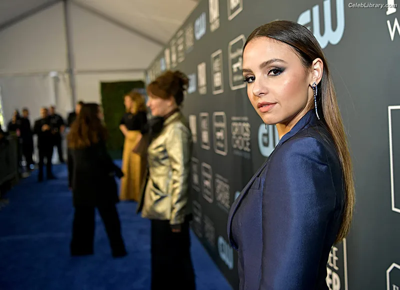Aimee Carrero photo 12 of 350