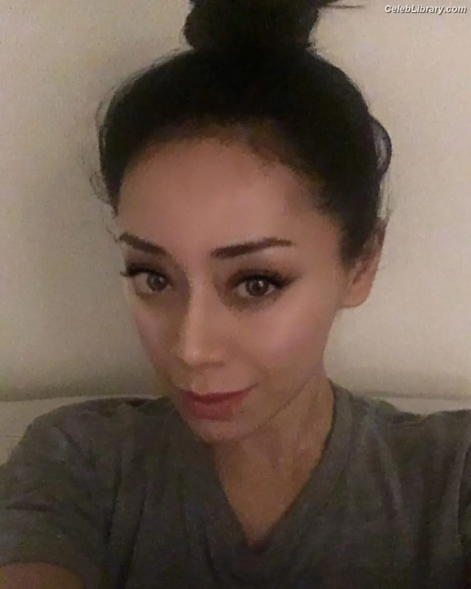 Aimee Garcia photo 11 of 262