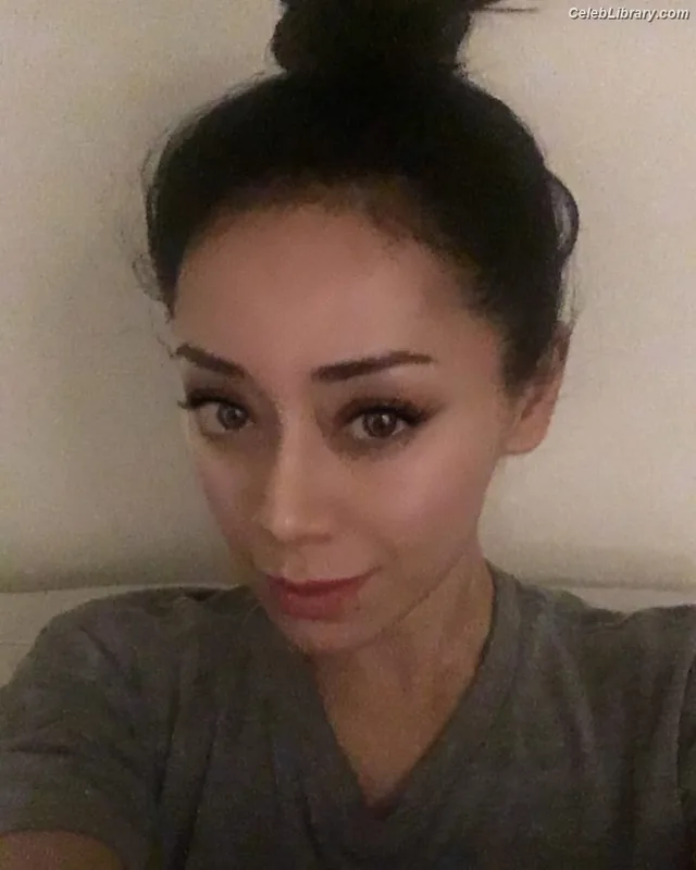 Aimee Garcia photo 11 of 263