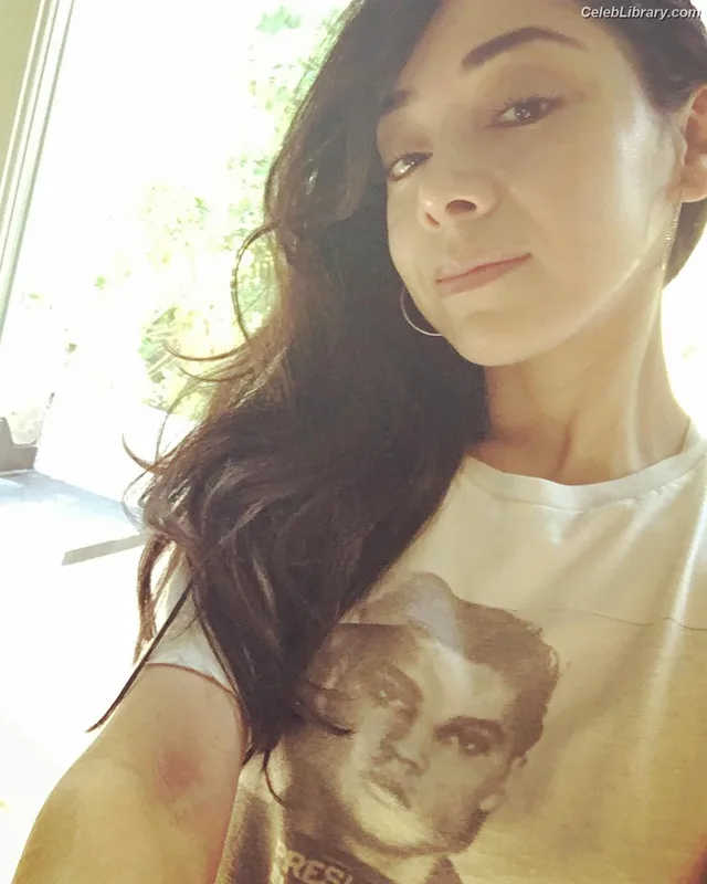 Aimee Garcia photo 12 of 263