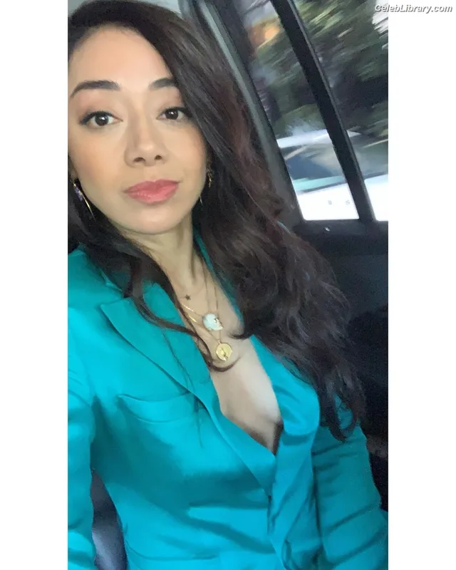 Aimee Garcia photo 15 of 263