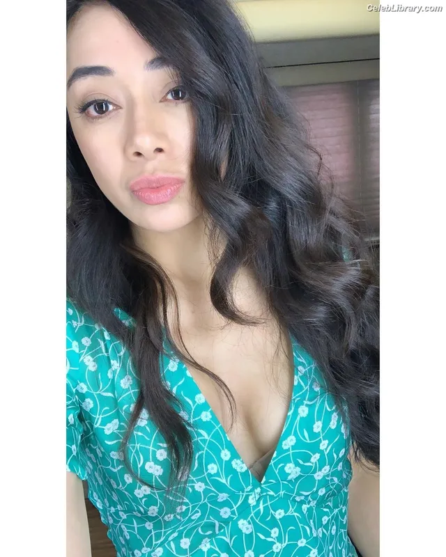 Aimee Garcia photo 19 of 263