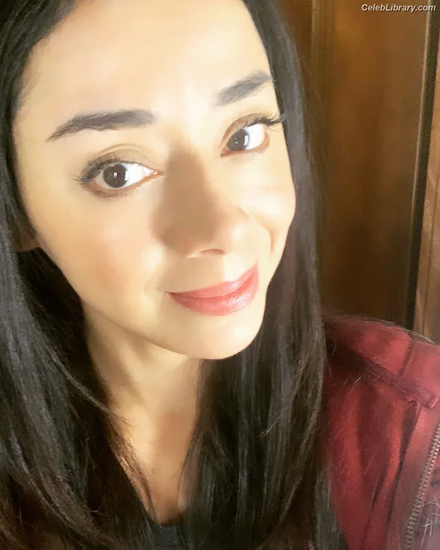 Aimee Garcia photo 21 of 263
