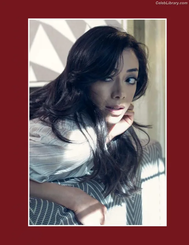 Aimee Garcia photo 18 of 263