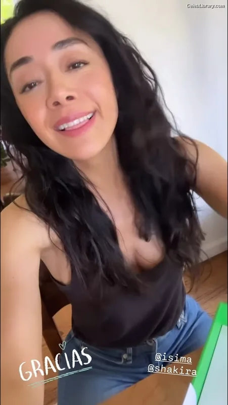 Aimee Garcia photo 18 of 263