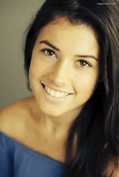 Aimee Kelly photo 10 of 53