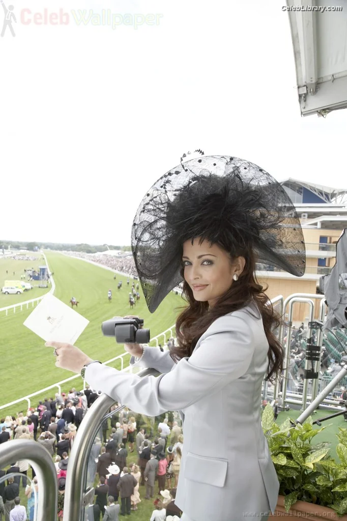 Aishwarya Rai photo 15 of 242