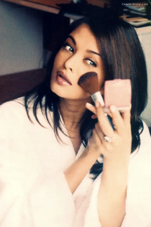 Aishwarya Rai photo 20 of 243