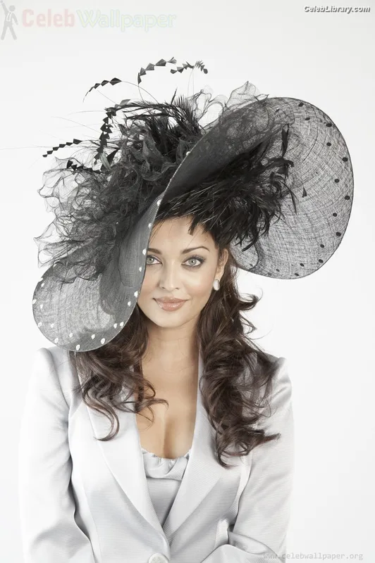 Aishwarya Rai photo 8 of 243