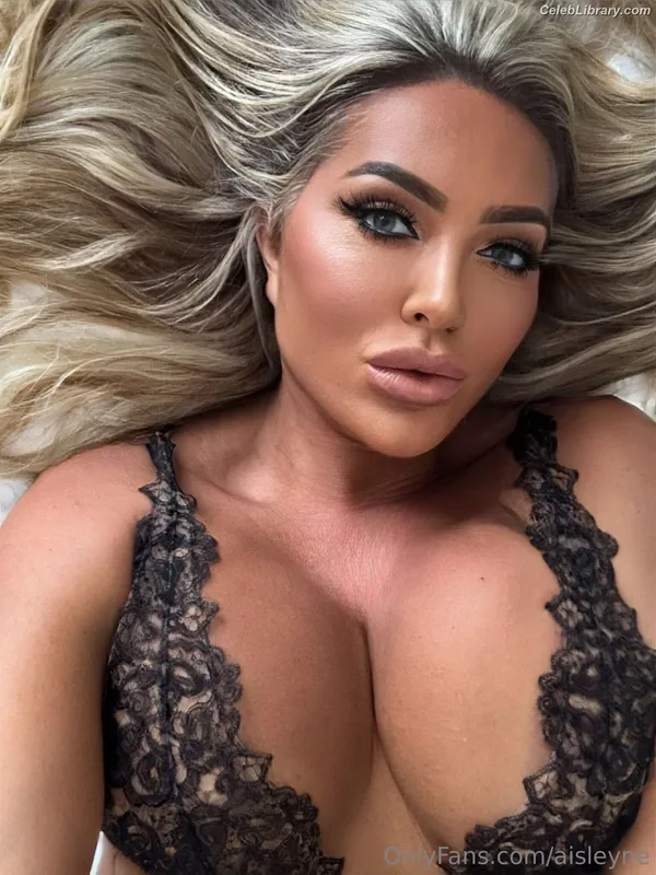 Aisleyne photo 13 of 416