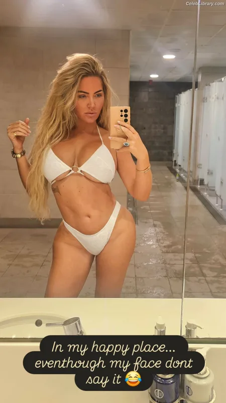 Aisleyne photo 13 of 416