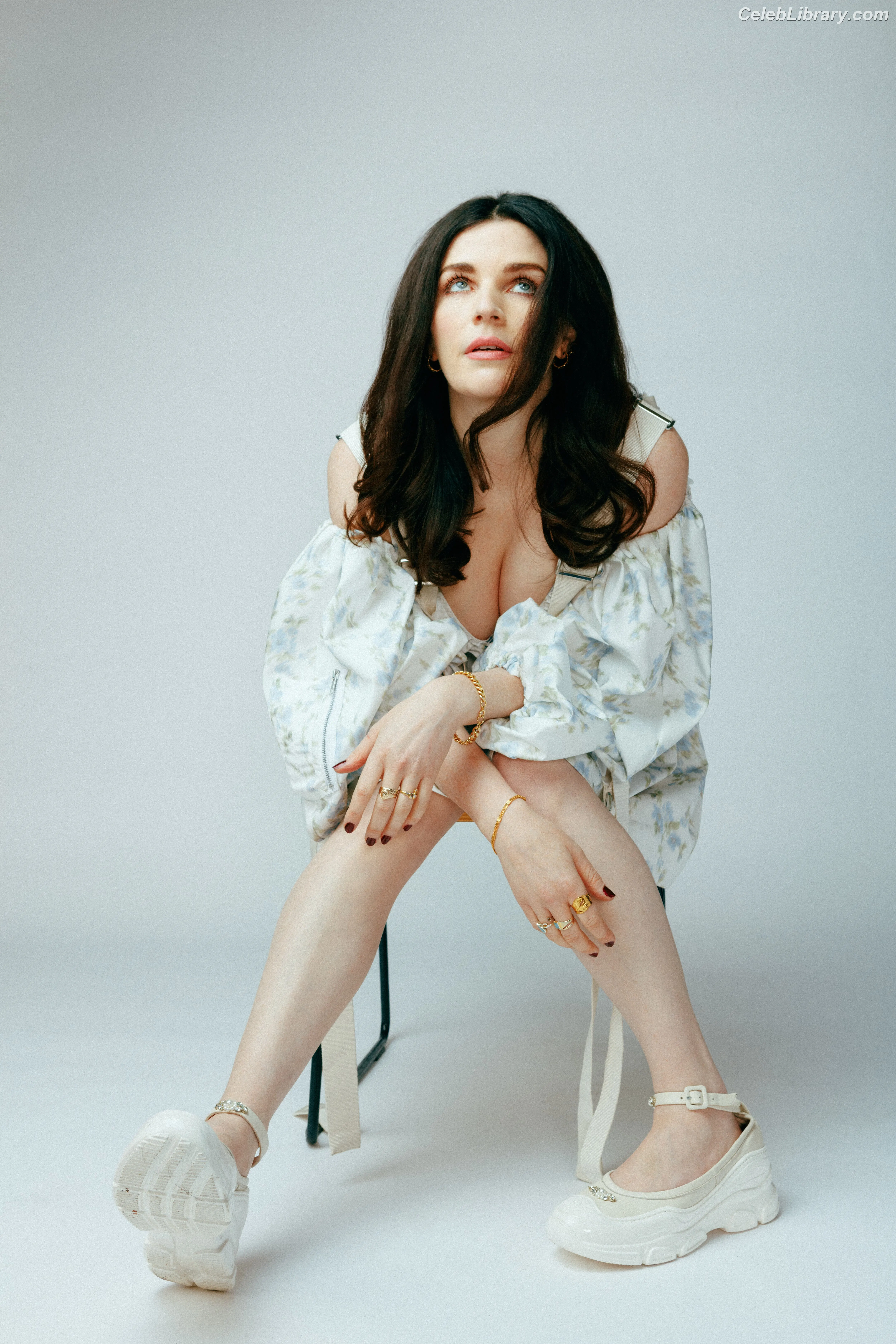 Aisling Bea photo 8 of 73
