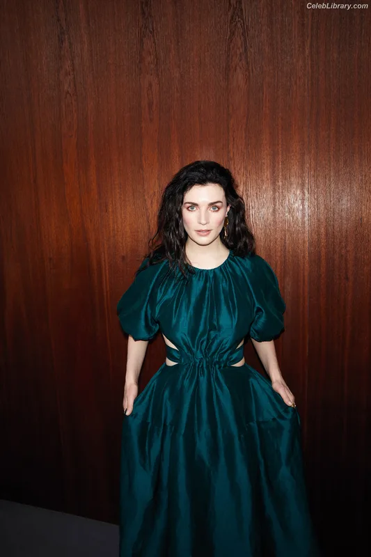 Aisling Bea photo 1 of 74
