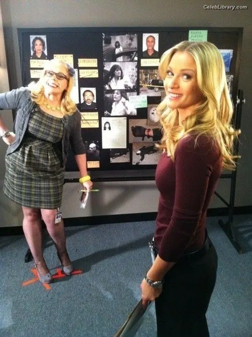 AJ Cook photo 10 of 79