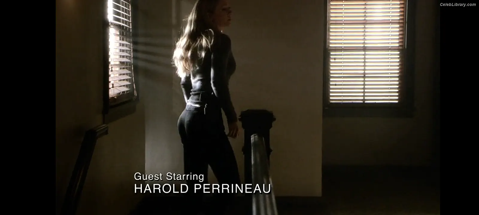 AJ Cook photo 13 of 79