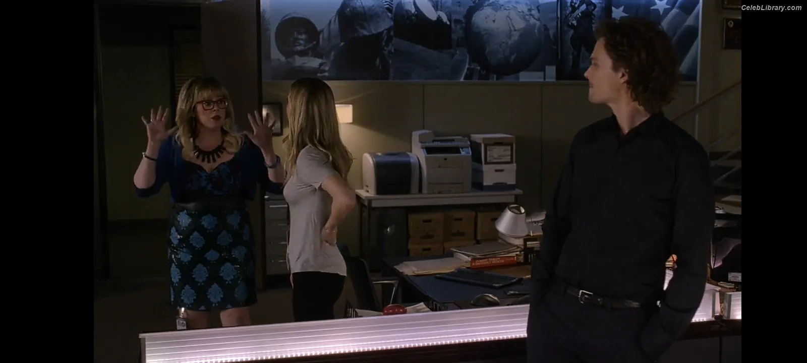 AJ Cook photo 22 of 79