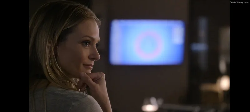 AJ Cook photo 16 of 80