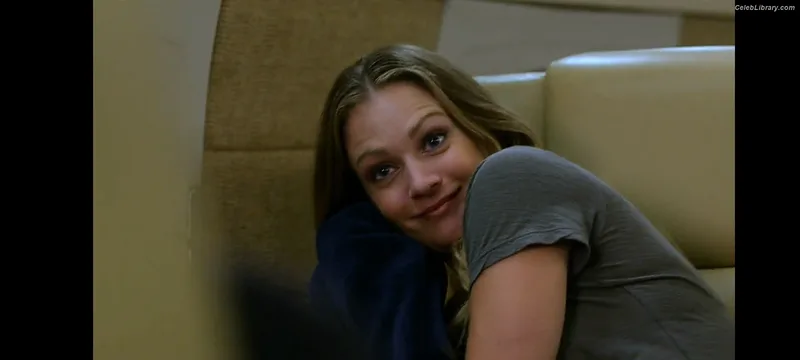 AJ Cook photo 23 of 80