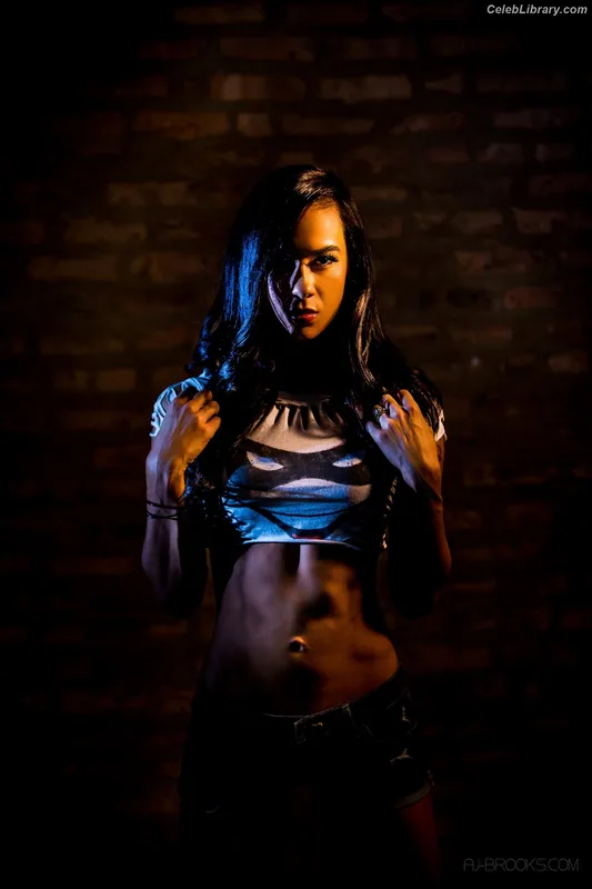 AJ Mendez photo 24 of 549