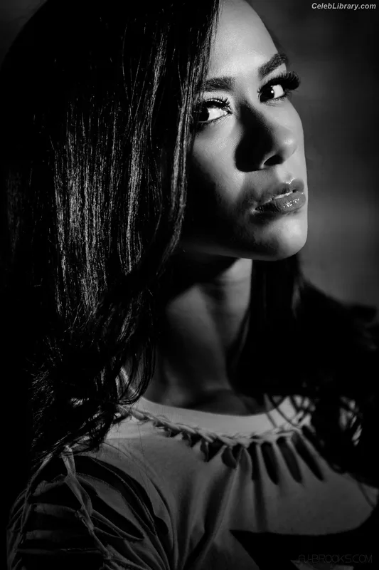AJ Mendez photo 2 of 549