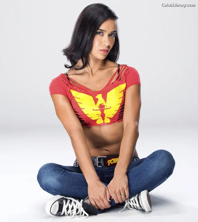 AJ Mendez photo 15 of 549
