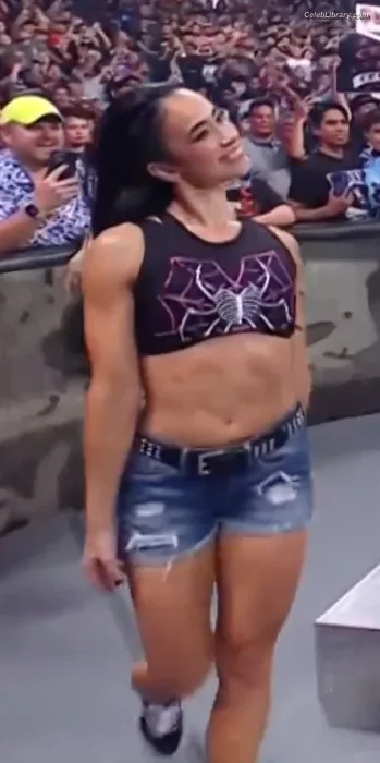 AJ Mendez photo 12 of 549