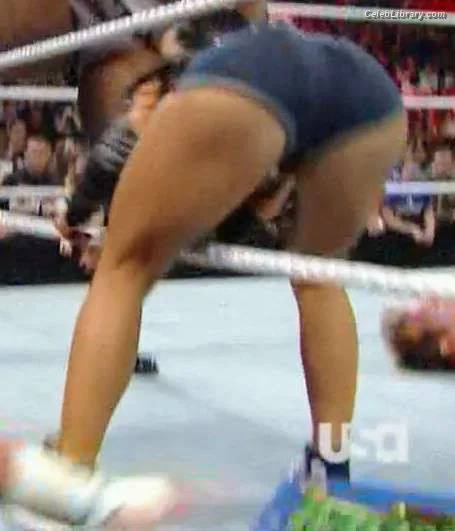 AJ Mendez photo 8 of 549