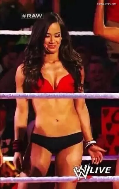 AJ Mendez photo 20 of 549