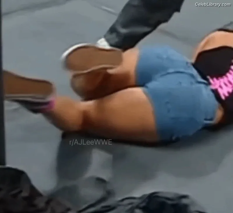 AJ Mendez photo 16 of 549