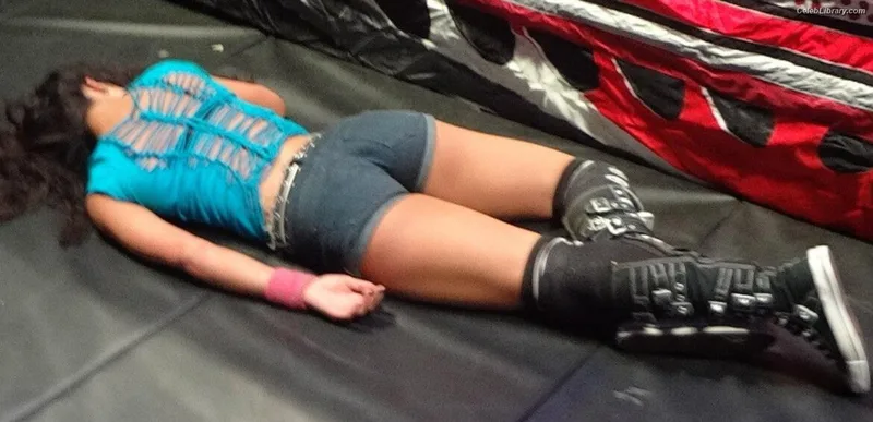 AJ Mendez photo 23 of 549