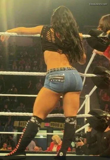 AJ Mendez photo 24 of 549