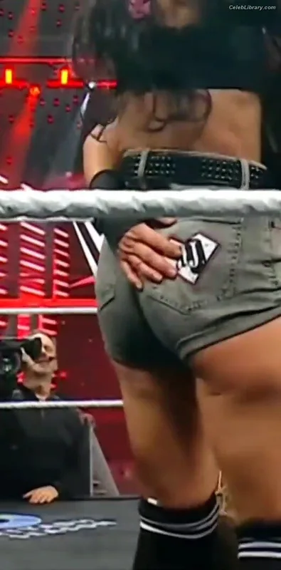 AJ Mendez photo 24 of 549