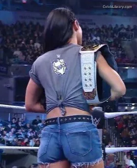 AJ Mendez photo 11 of 549