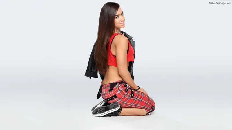 AJ Mendez photo 9 of 549